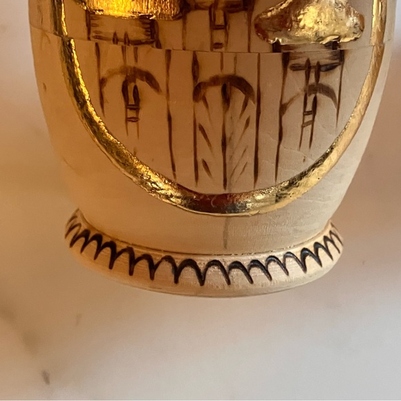 Vintage 5 Piece Hand Painted Wood Burned 3 1/2" Matryoshka Dolls from Russia‎ - Picture 9 of 12